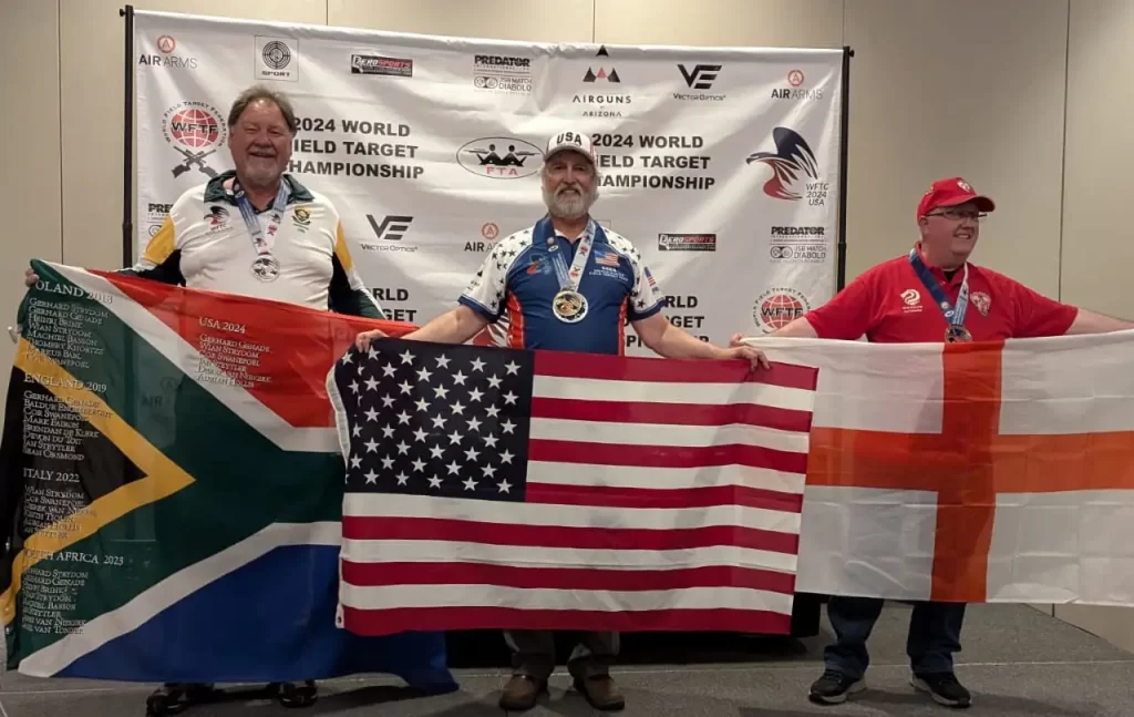 Cor Swanepoel showing off his Silver Medal next to the other finalists.